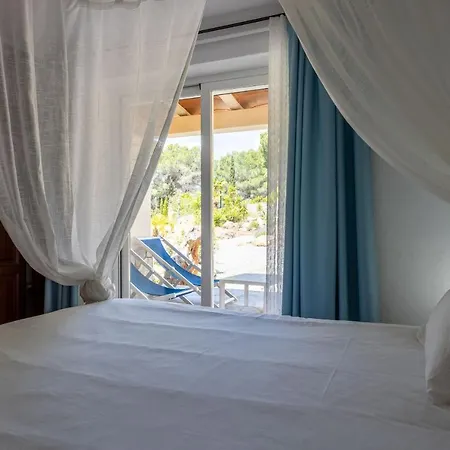 Casa Cama Villa Santa Eularia des Riu